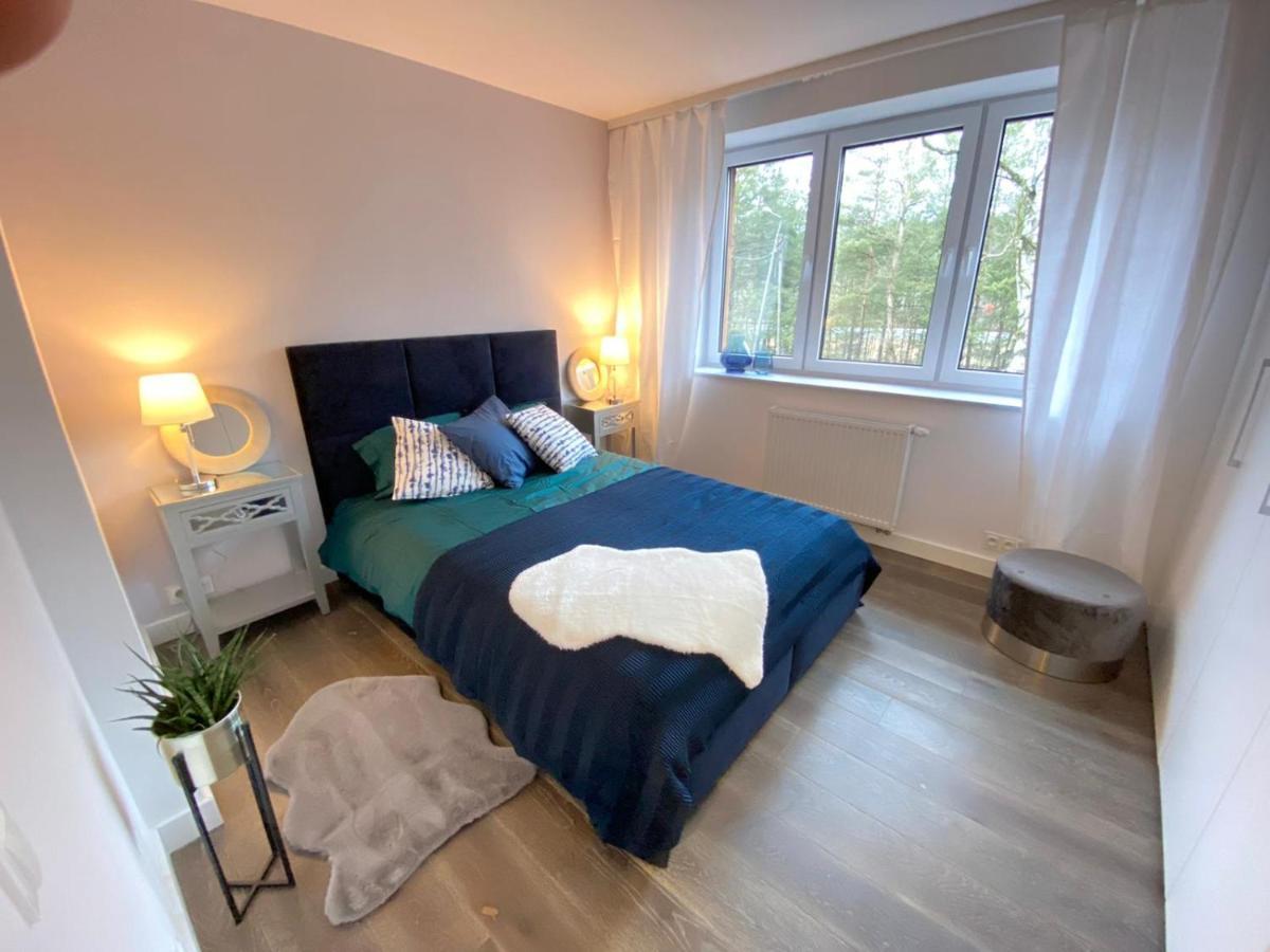 Luksusowa Willa Pod Lasem, Otwock - Shared Garden, Sauna, Wood Hot Tub! Hot Tub Seasonal! المظهر الخارجي الصورة