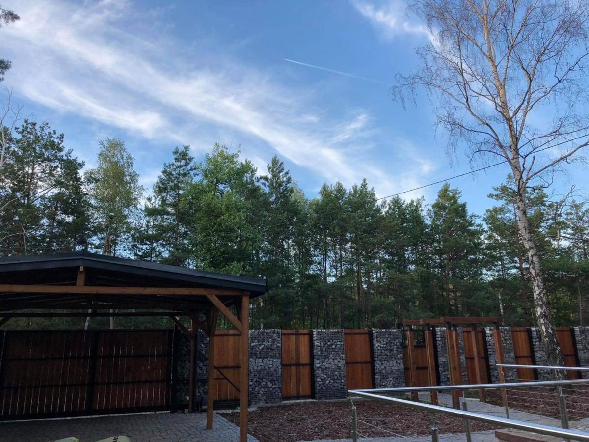 Luksusowa Willa Pod Lasem, Otwock - Shared Garden, Sauna, Wood Hot Tub! Hot Tub Seasonal! المظهر الخارجي الصورة